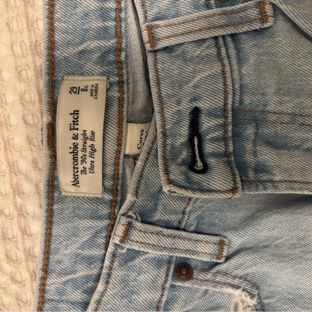 Abercrombie & Fitch Light Blue High-Rise Women's Jeans.
